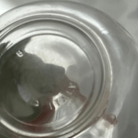 Itlian Clear Glass Vase Bottle Wine Decanter with Stopper - Picture 3 of 6